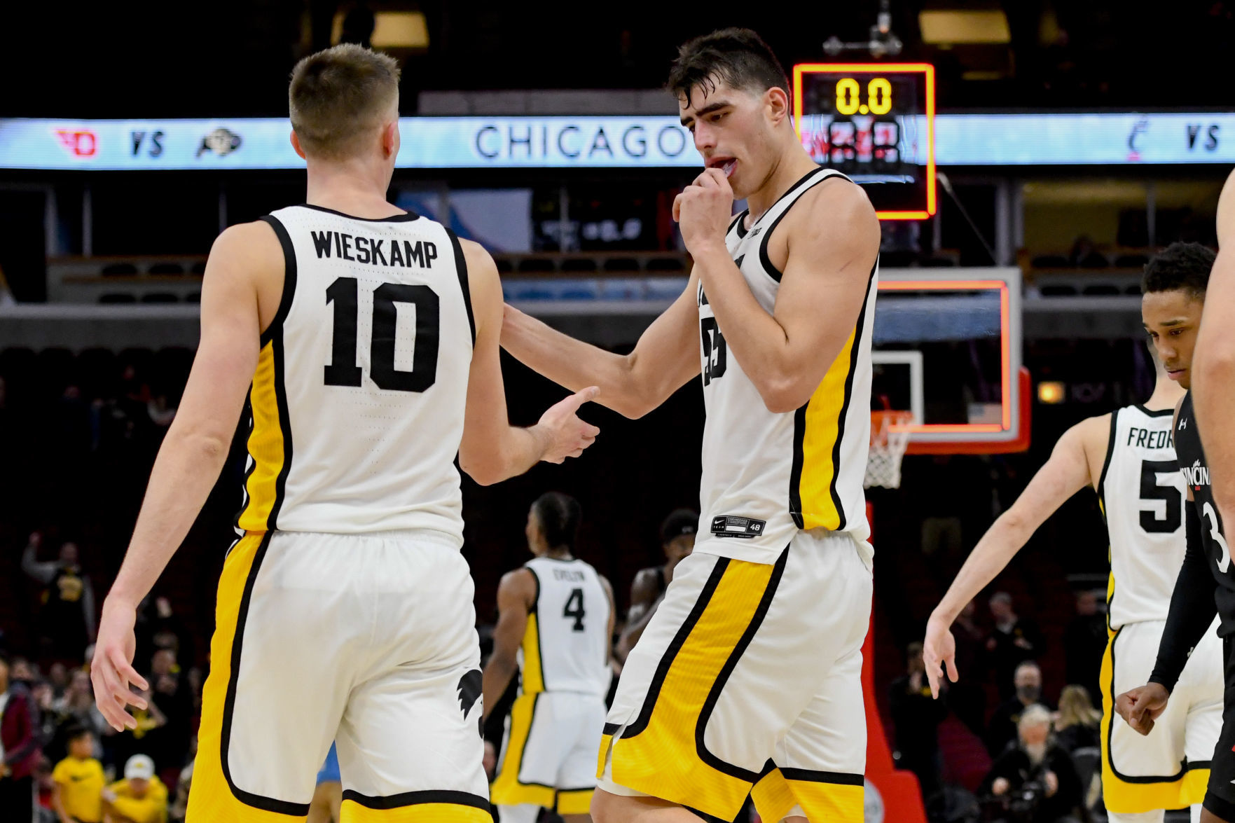 Cincinnati Iowa Basketball